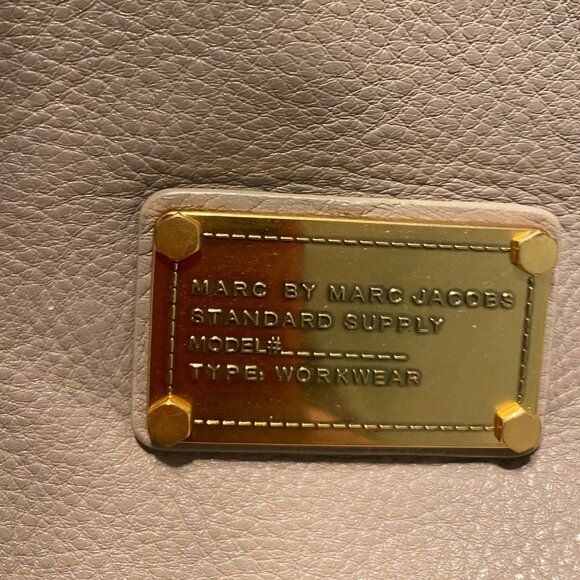 Marc by Marc Jacobs Classic Q Hiller Hobo Bag - Picture 5 of 11